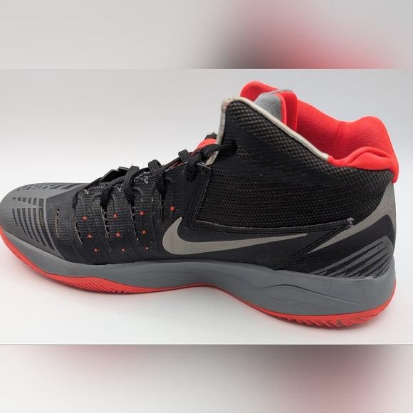 Nike Zoom Get Buckets Men's Black and Gray Athletic Shoes with Red Accents Sz 12 - Picture 5 of 7